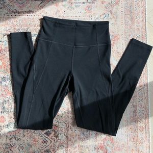 Girlfriend Collective Compression Legging